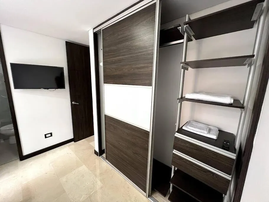 501 Luxury Apartment In Heart Of El Poblado Medellín